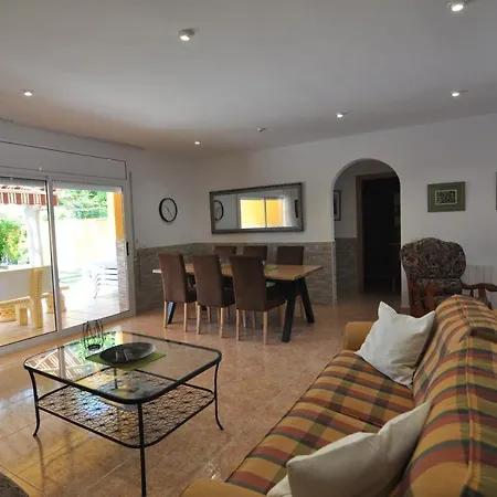 Ferienhaus Rnet -